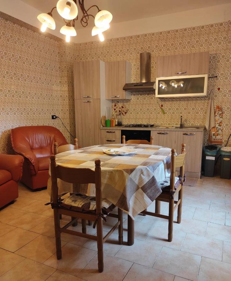 Casa Vacanza Di Maggio Apartment ชีนิซี ภายนอก รูปภาพ