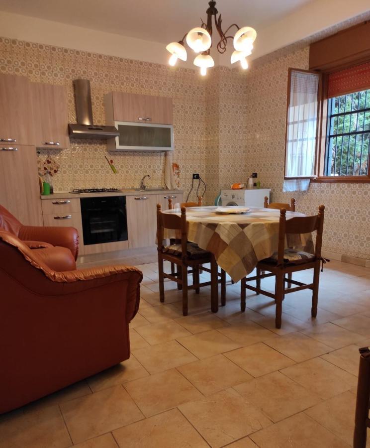 Casa Vacanza Di Maggio Apartment ชีนิซี ภายนอก รูปภาพ